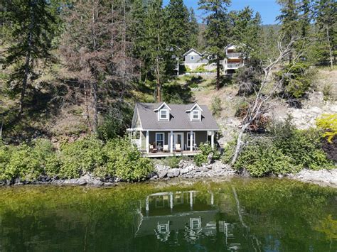 2677 Westside Road West Kelowna Bc Jane Hoffman Realty