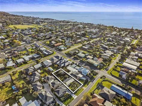 Seacombe Street Dromana Vic Property Details