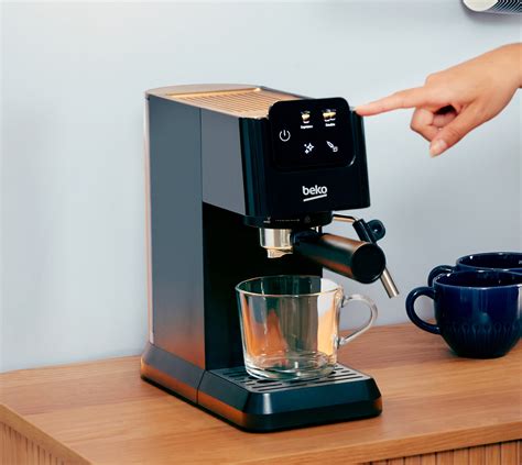 Caffeexperto Manual Espresso Coffee Machine With Steam Wand Cep B