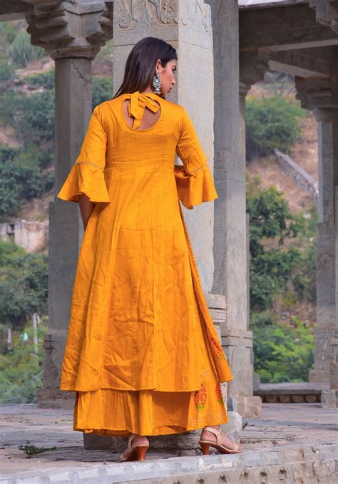 Trendia Brings You This Anarkali Suit For Women By The Brand Chokhi