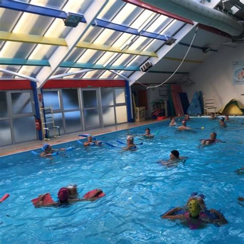 Montagne Noire Piscine De Cuxac Cabard S Dans La Montagne Noire