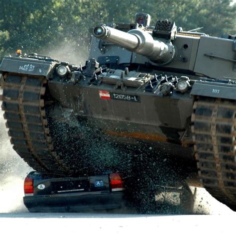 The Leopard 2 German Battle Tank - PropTors