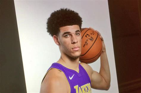 First Look At Lonzo Ball Wearing The Lakers New Nike Jersey