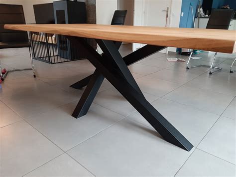 Réalisation d un pied de table mikado en acier Ladame Métallerie