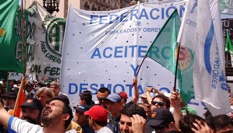 Paro nacional de aceiteros en rechazo a la posible aprobación de la Ley