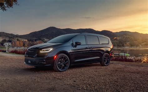 🔥 20 2020 Chrysler Pacifica Wallpapers Wallpapersafari