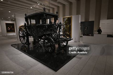 Royal Collections Museum Photos and Premium High Res Pictures - Getty ...