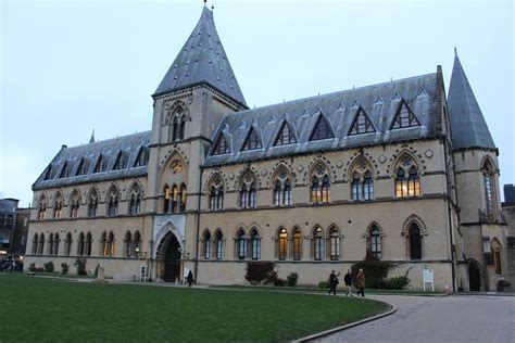 Medical cannabis research program launched at Oxford University