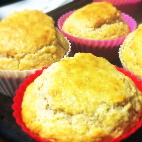 Oatmeal Muffins