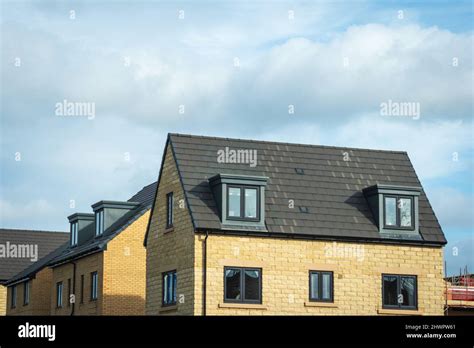 New build modern architecture houses in England UK Stock Photo - Alamy