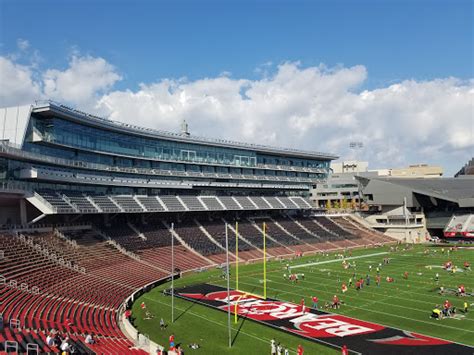 American Football Field Nippert Stadium Reviews And Photos 2700