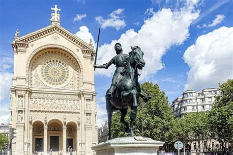 Paris Statue équestre de Jeanne d Arc par Paul Dubois deux