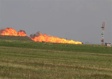 Pilot Killed In Romanian Air Force MiG-21 LanceR Jet Crash During ...