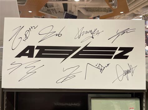 タワーレコード梅田nu茶屋町店 On Twitter 【 Ateez】 さらに！店内ateezコーナーにて掲出しております お名前ロゴ