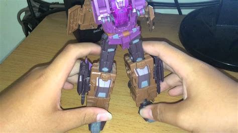 Review Air Burst Blastoffl thành viên thứ 3 của Warbotron Bruticus