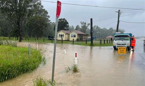 Heavy Rain Brings Flash Flooding To Sydney World Dawn Com