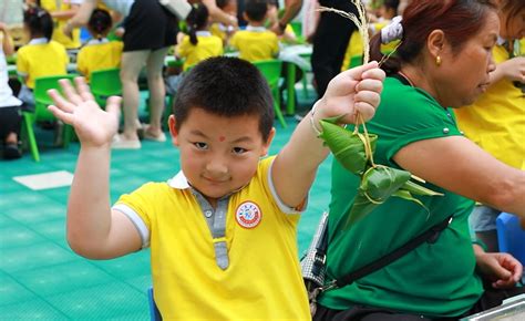 网络中国节·端午 剑河：制香囊、包粽子、旱地龙舟赛 端午习俗趣味多