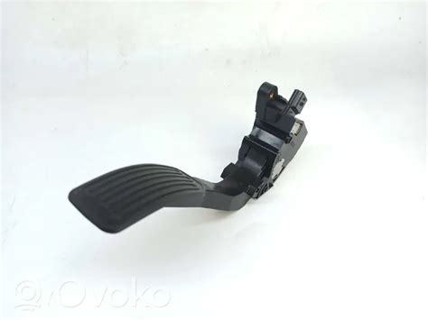 Km B Nissan Juke I F Accelerator Throttle Pedal Rrr