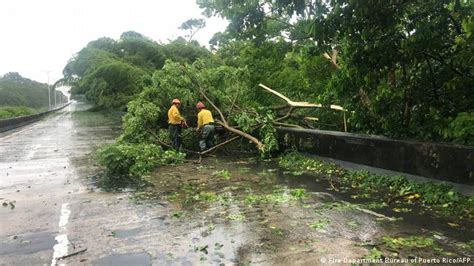 El Huracán Fiona Toca Tierra En Puerto Rico Y Provoca Apagón General Y