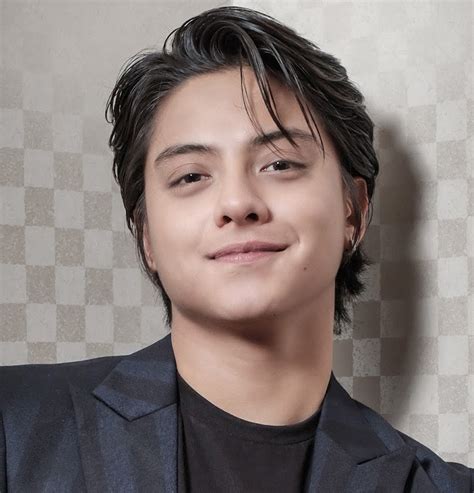 Daniel Padilla Biography Profiles