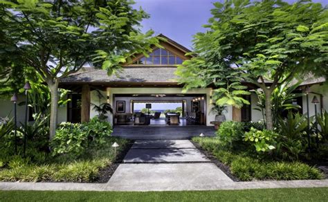 Beautiful Hawaiian Mansion Commands $17.5 Million Asking Pric