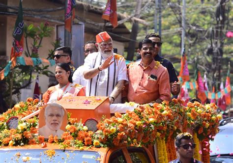 Lok Sabha Polls 2024 Pm Modi Holds Roadshow In Palakkad