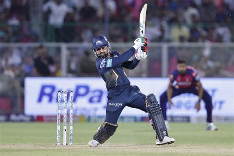 Rashid Khans All Round Performance Helps Gt Register A Thrilling Win