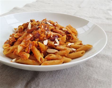 Pasta Med Gulrot Og Brie Oliven Sjokolade