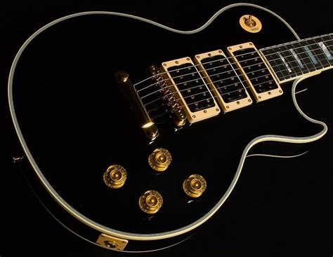 5 Best Gibson Les Paul Custom Guitars With Three Pickups Spinditty