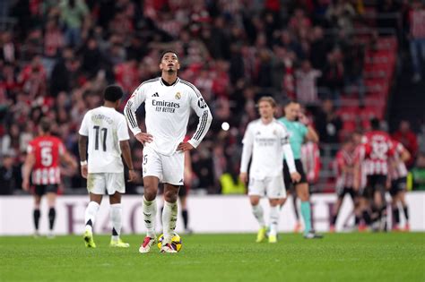 Real Madrid Make Fools Of Themselves Against Athletic Club And Move