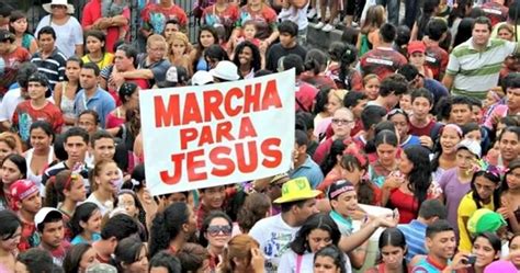 Marcha para Jesus será em setembro e terá Bruna Karla Discopraise e