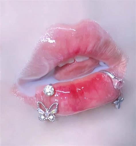 Butterfly Lip Piercing Crystal Lip Ring Eyebrow Ring Cartilage