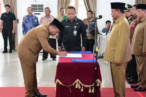 Timur Tumanggor Dilantik Sebagai Sekda Deliserdang Sumut Pos