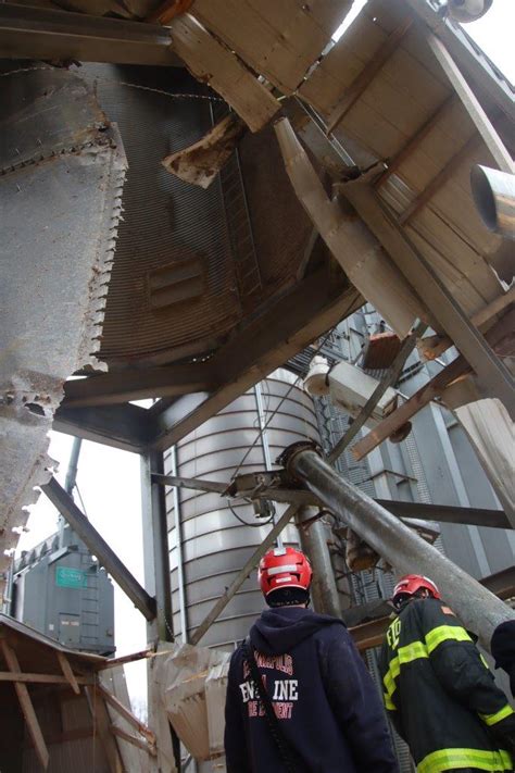 man killed  grain silo collapse  morgan county fox