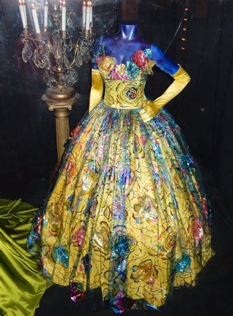 Cate Blanchett S Lady Tremaine Stepmother And Stepsister Costumes From