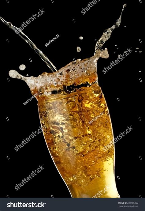 Beer Splash Stock Photo 231185260 - Shutterstock