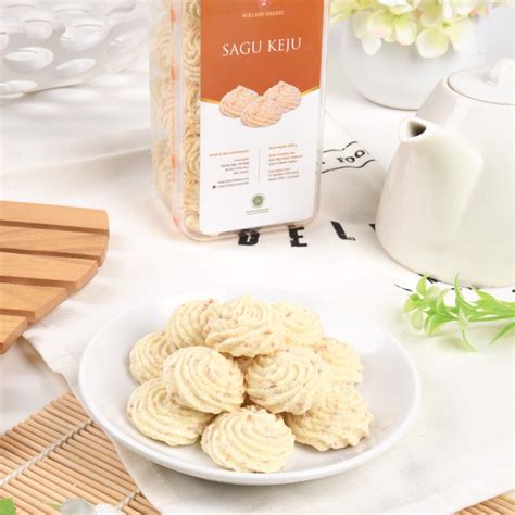 Jual Holland Bakery Sagu Keju Toples Segi Shopee Indonesia