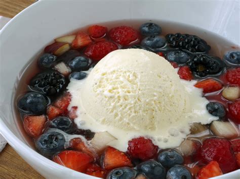 An Easy Fruit Soup Recipe - The Culinary Exchange