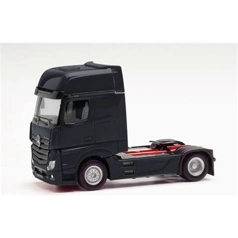 HERPA 309202 003 Mercedes Benz Actros GigaSpace Black HERPA 1 87