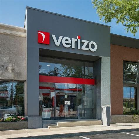 Is Verizon Business Cheaper Than Personal? A Comprehensive Analysis