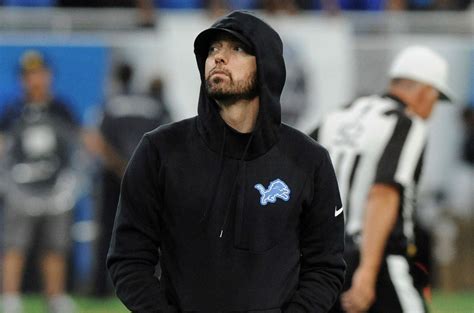 Watch Eminem Asks Los Angeles Rams Qb Matthew Stafford To ‘let His