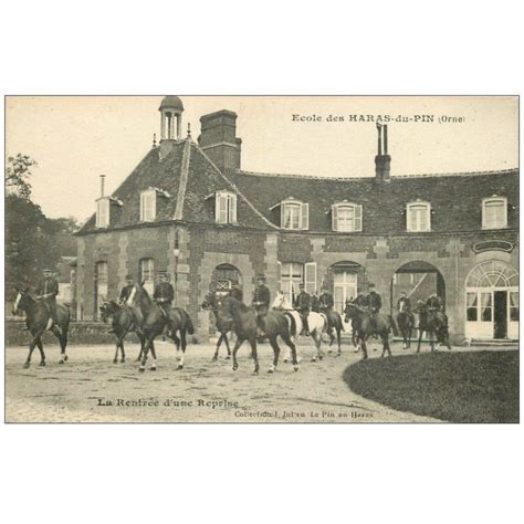 carte postale ancienne 61 LE HARAS DU PIN Ecole la Rentrée d une