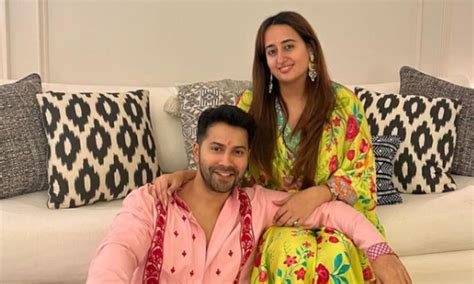 Varun Dhawan S Wife Natasha Dalal Goes Into Labour Pain Actor Spotted