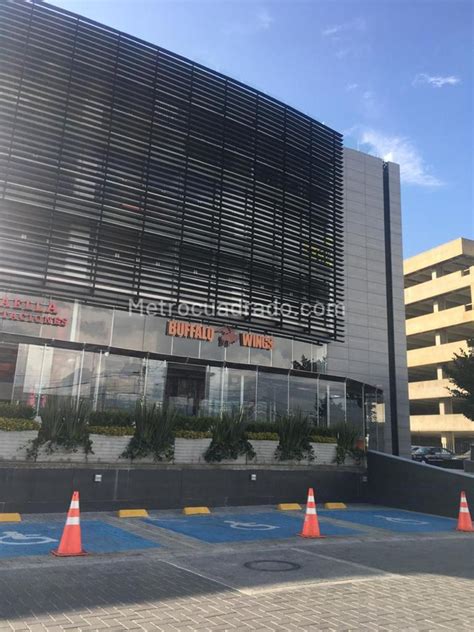 Venta de Oficina en Centro empresarial oxus Chía 707 M2744025