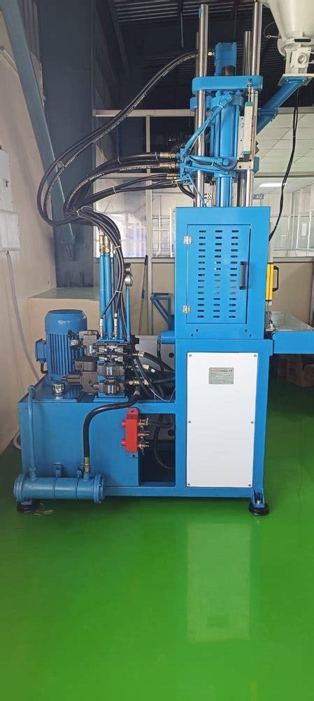 Mild Steel Ton Vertical Insert Screw Moulding Machine At Rs