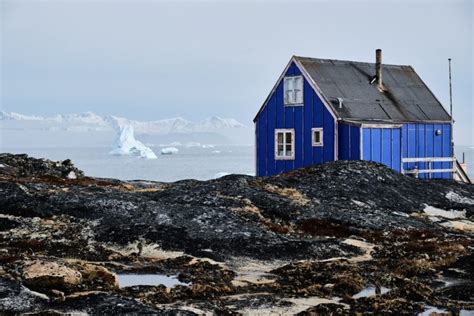 Uunartoq Hot Springs Greenland