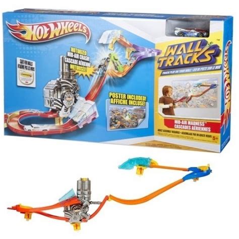 Hot Wheels Mid Air Madness Track Set Toy 0746775047528