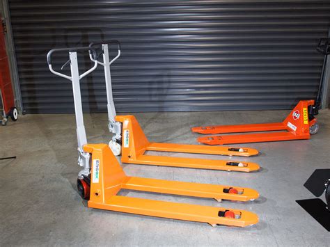 Versatile 4 Way Pallet Trucks For Efficient Handling Nz Astrolift Nz