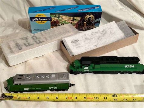 (2) Athearn HO Scale Engine Locomotives - McLaughlin Auctioneers, LLC- mc-bid.com