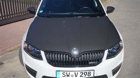 Oklejanie Maski I Dachu Auta Skoda Octavia Foli Matrix Autostylizacja